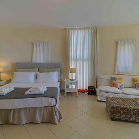 Black Diamond Beachfront Pool Villa Pasithea In Sounio, Athens Sounion Exterior foto